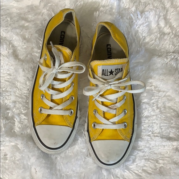 yellow shoes converse